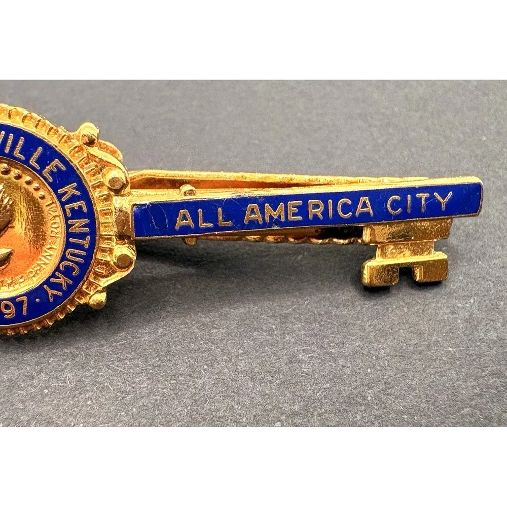 Vintage Hopkinsville Kentucky Tie Clip Key All America City Gold Tone Blue